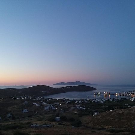 ホテル Tirquaz View Serifos Town エクステリア 写真