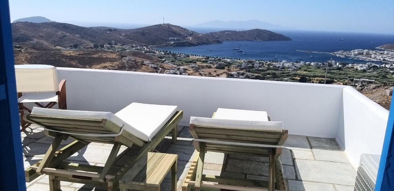 ホテル Tirquaz View Serifos Town エクステリア 写真