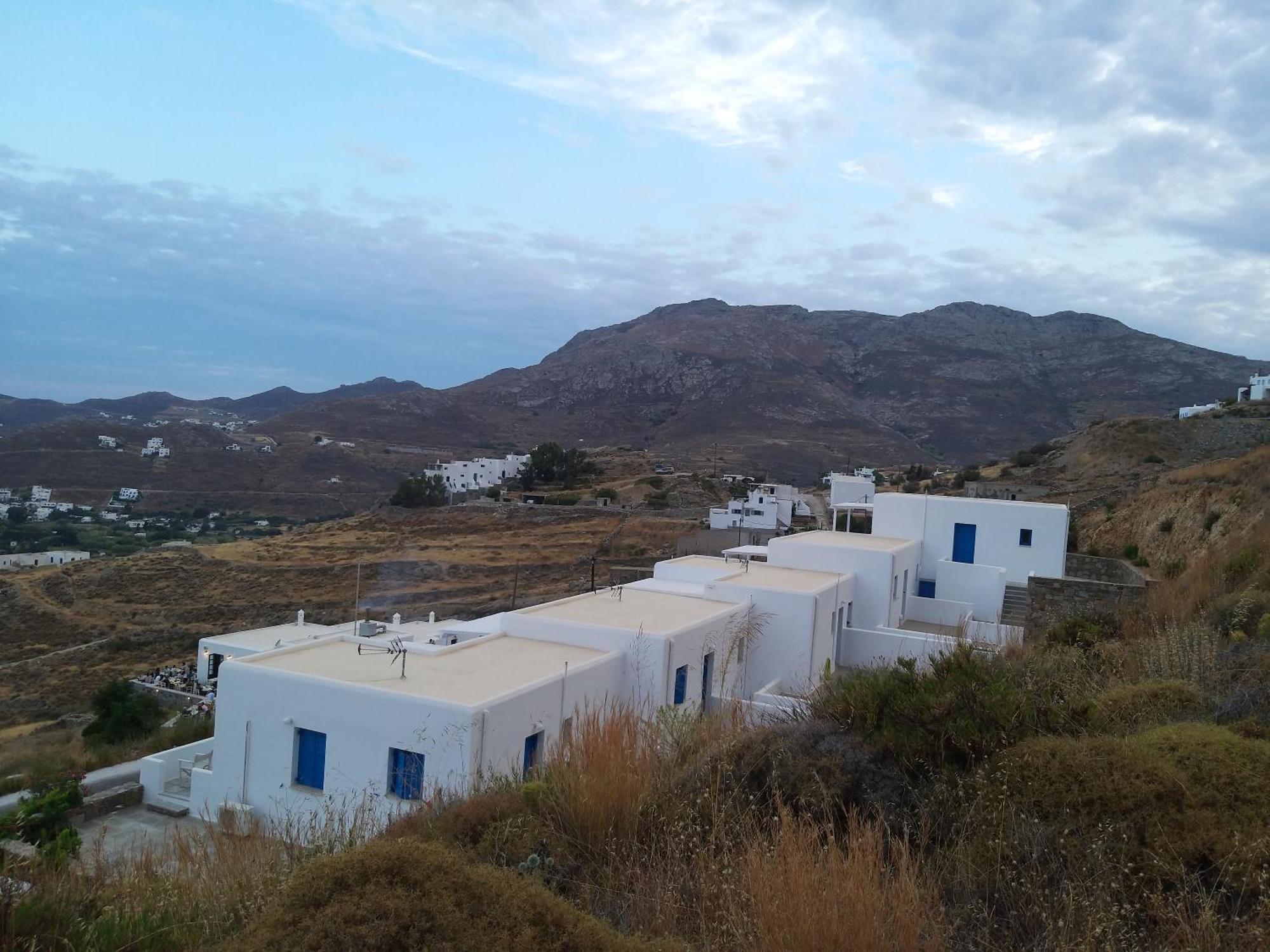 ホテル Tirquaz View Serifos Town エクステリア 写真