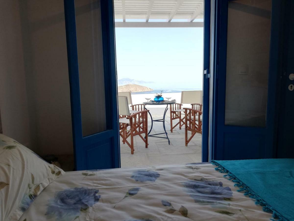 ホテル Tirquaz View Serifos Town エクステリア 写真